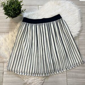 NWT J. Crew White & Blue Pleated Skirt